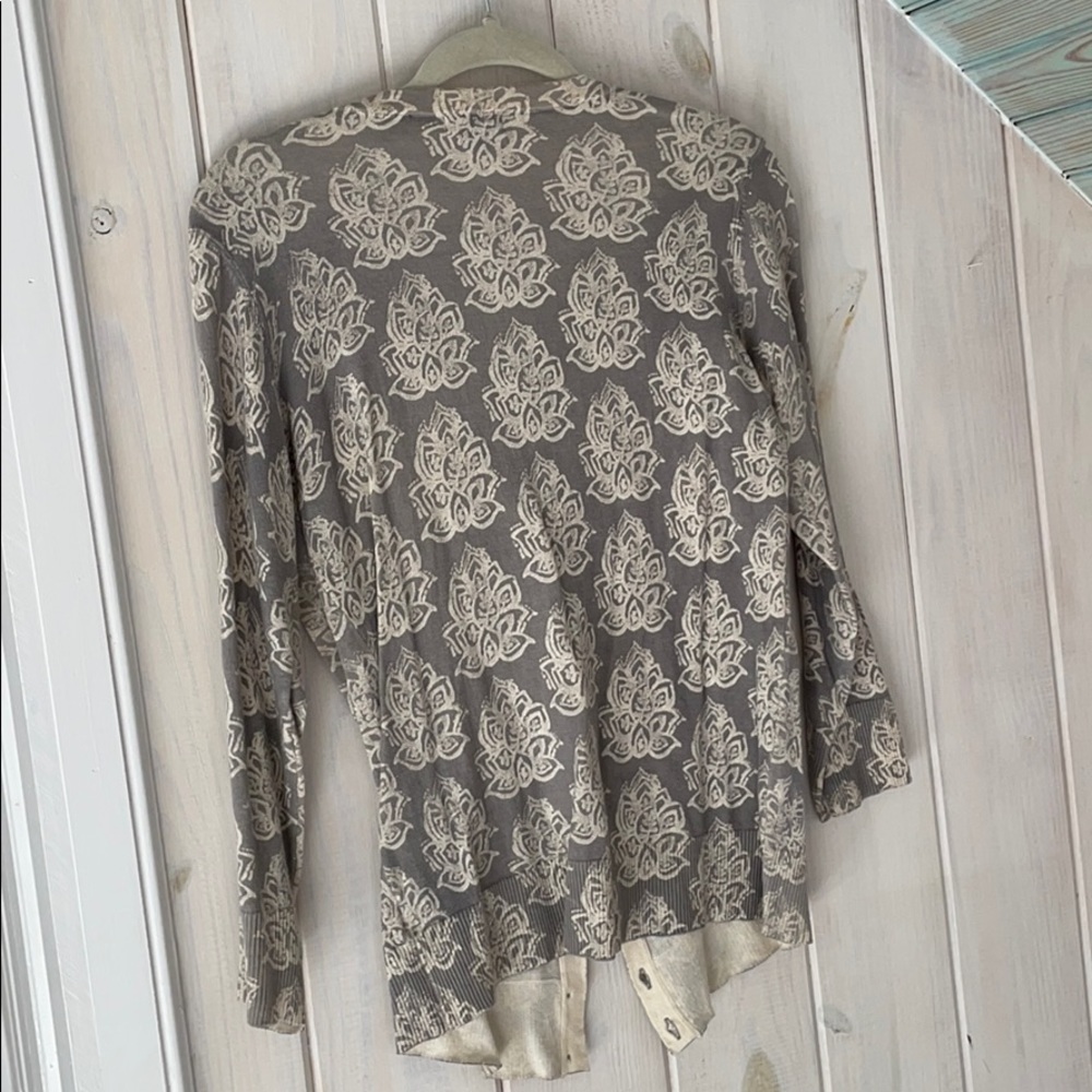 Button-front Cardigan - Picture 2 of 4